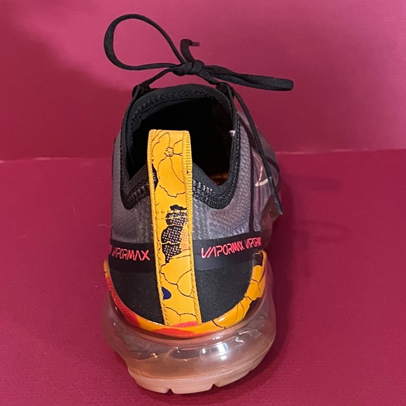 Womens Nike Air VaporMax Running shoes - Black/Grey/Orange/Yellow Floral design - Picture 6 of 7